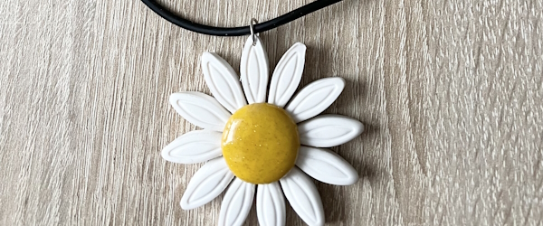 Pendentif (marguerite )