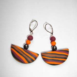 Boucles demi lune (rayé orange , marron et noir) - Vente en ligne de bijoux fimo