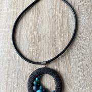 Pendentif rond ouvert (boules bleu )